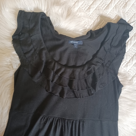 {Gap Maternity} Black Maxi Dress - Picture 2 of 4